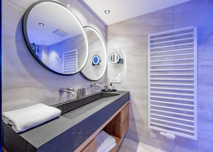 Sport- Und Genusshotel Silvretta 이스크글