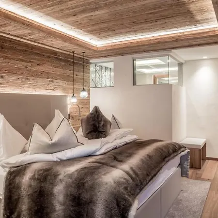 Sport- Und Genusshotel Silvretta فندق ايشجل