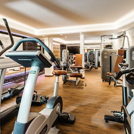 Sport- Und Genusshotel Silvretta Hotel 5*